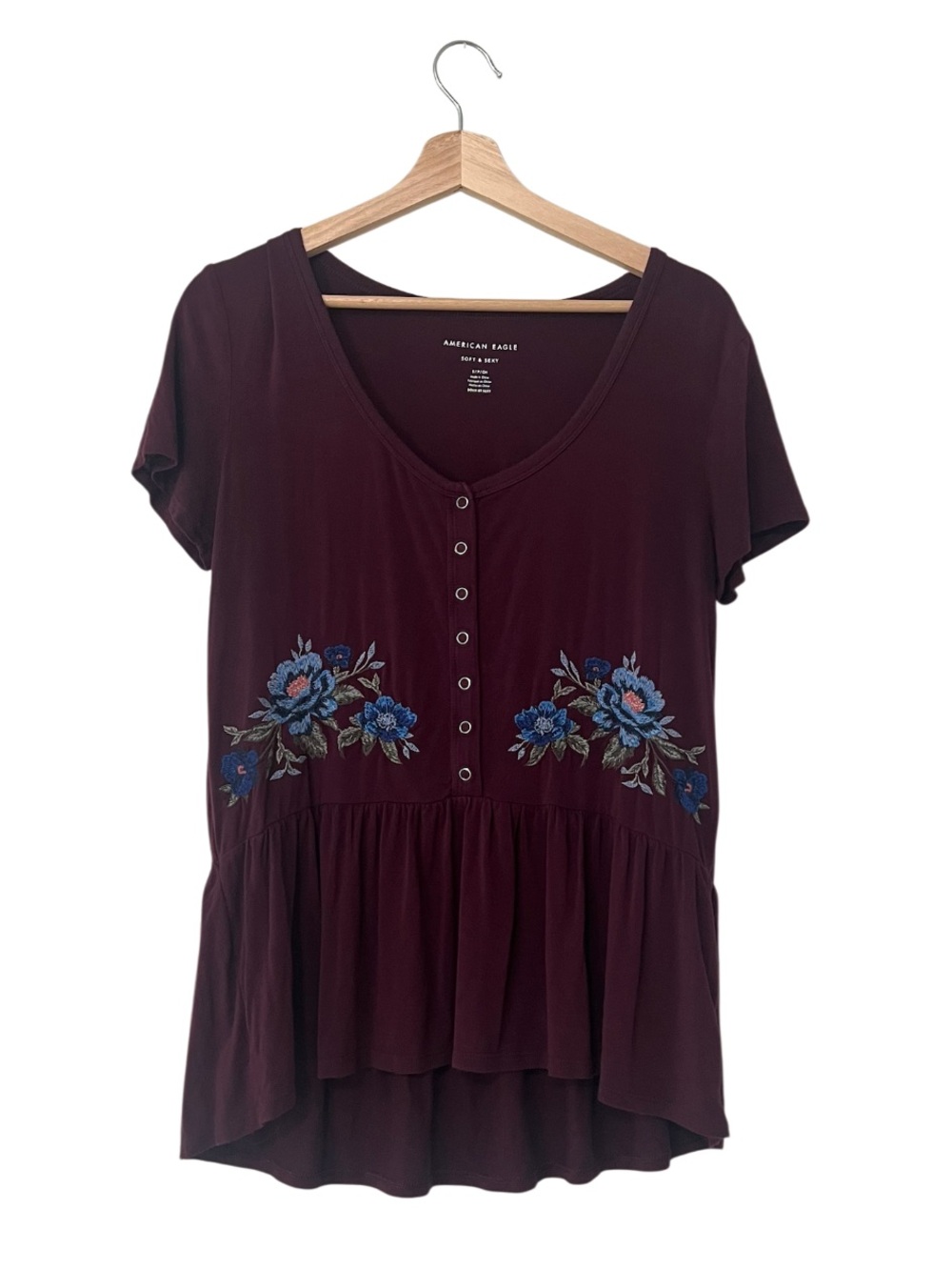American Eagle Outfitters Women’s Short Sleeve Scoop Neck With Floral Embroidery